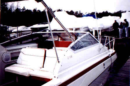 boat3.JPG (14011 bytes)